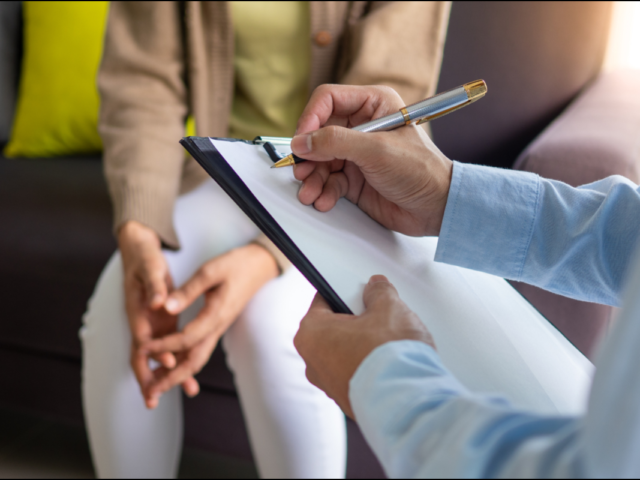İzmir psikolog randevusu fırsatları konusunda iddialı bir bölge olarak her zaman dikkatleri üzerine çekmeyi başarmaktadır. Peki, İzmir psikolog